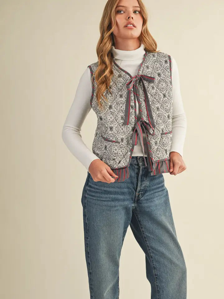 Quilted Ruffle Trim Vest