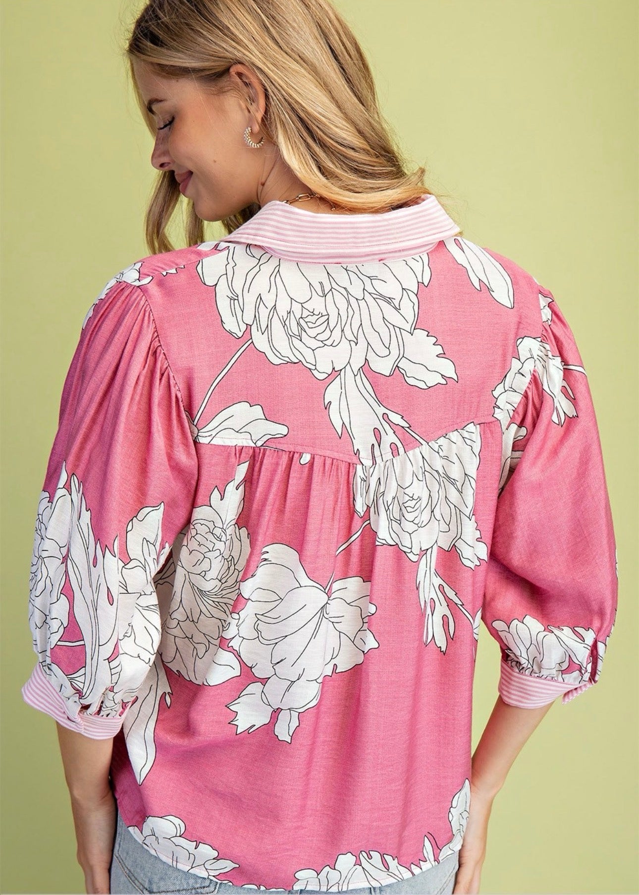 Curvy In Full Bloom Top
