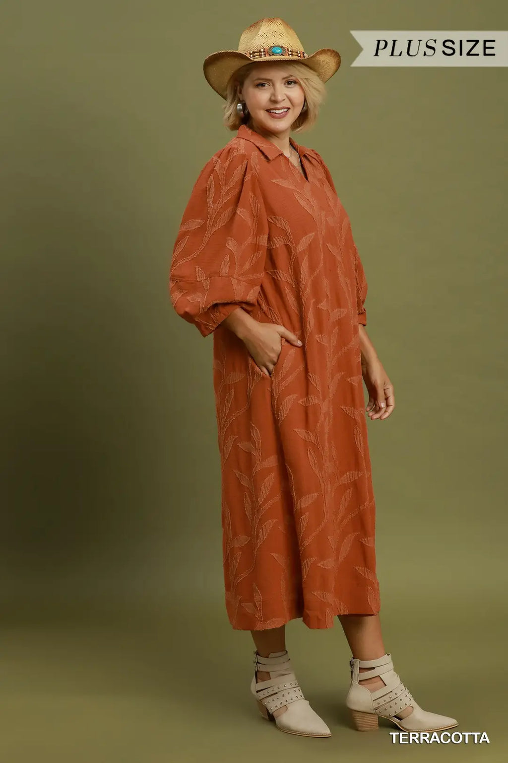 Curvy Fall-time Feels Dress