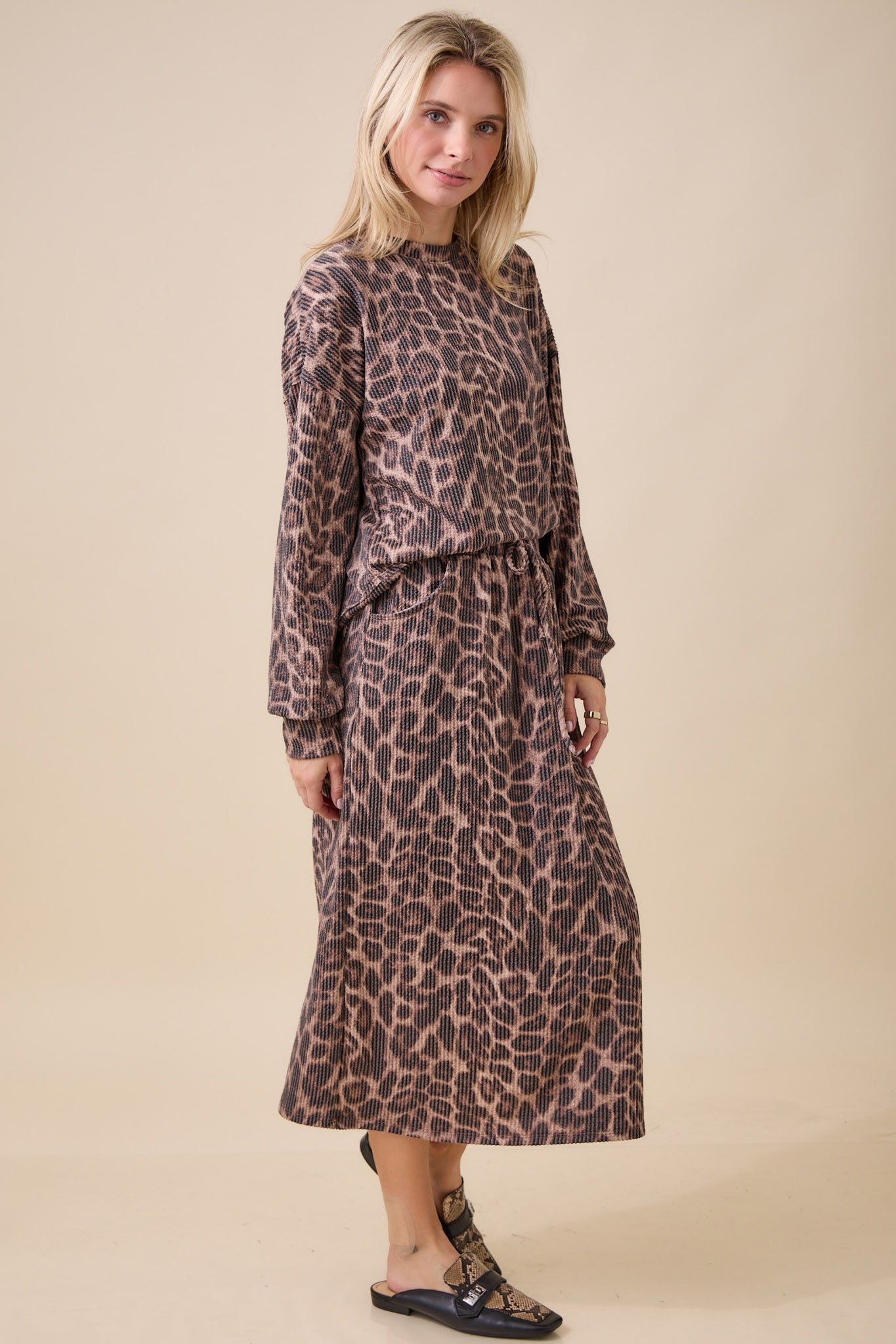 Ribbed Leopard Skirt