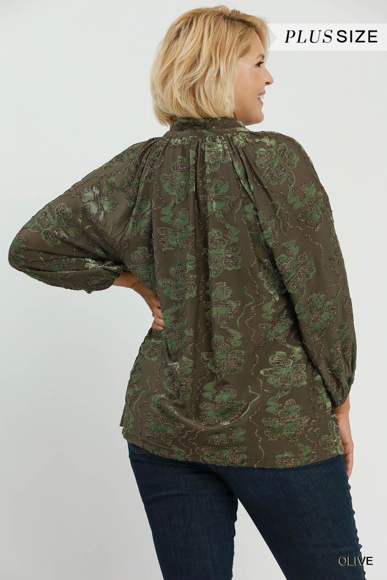 Curvy Velvet Vineyard Top