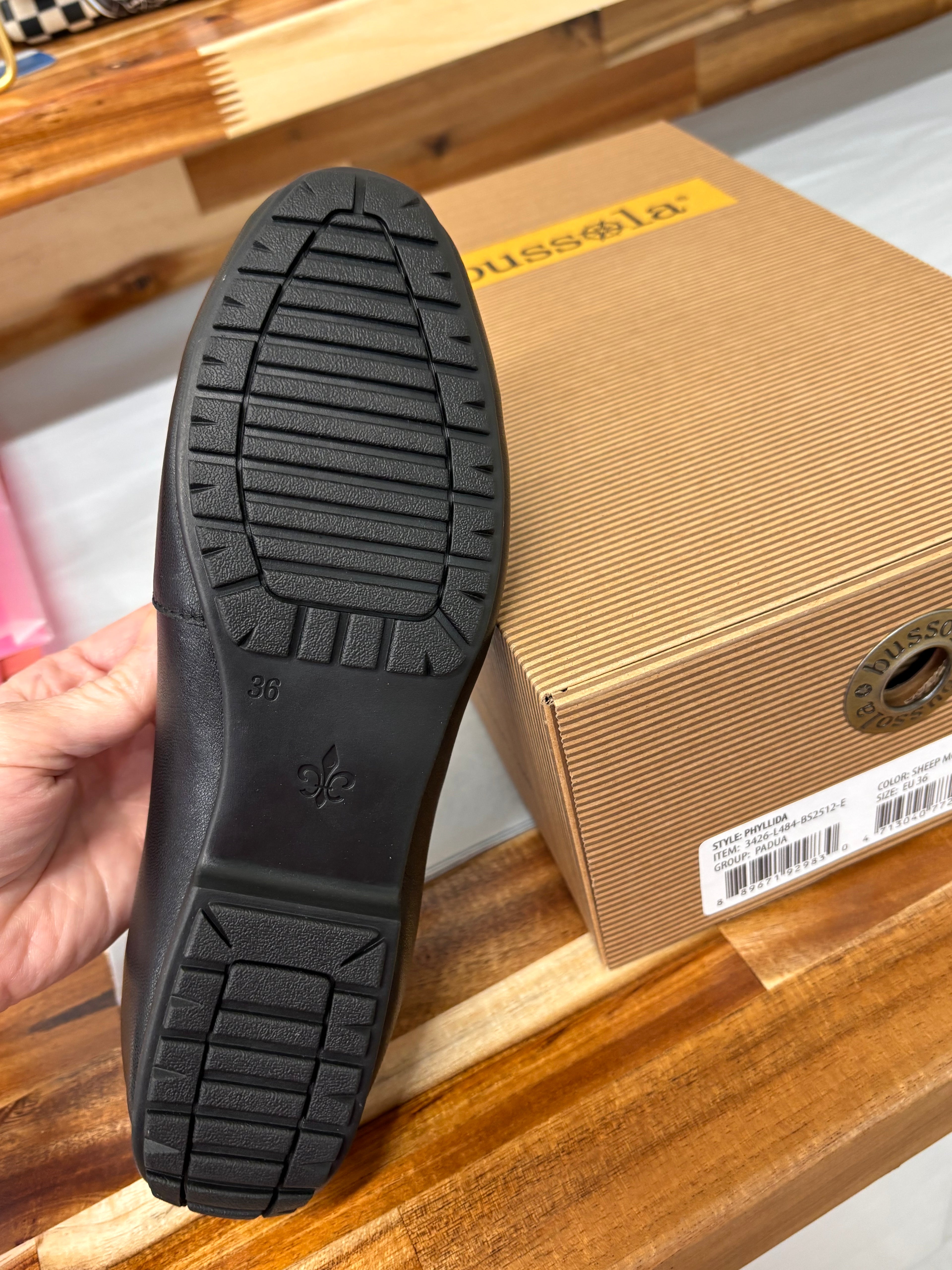 Bussola Phyllida Black Sheep Loafer