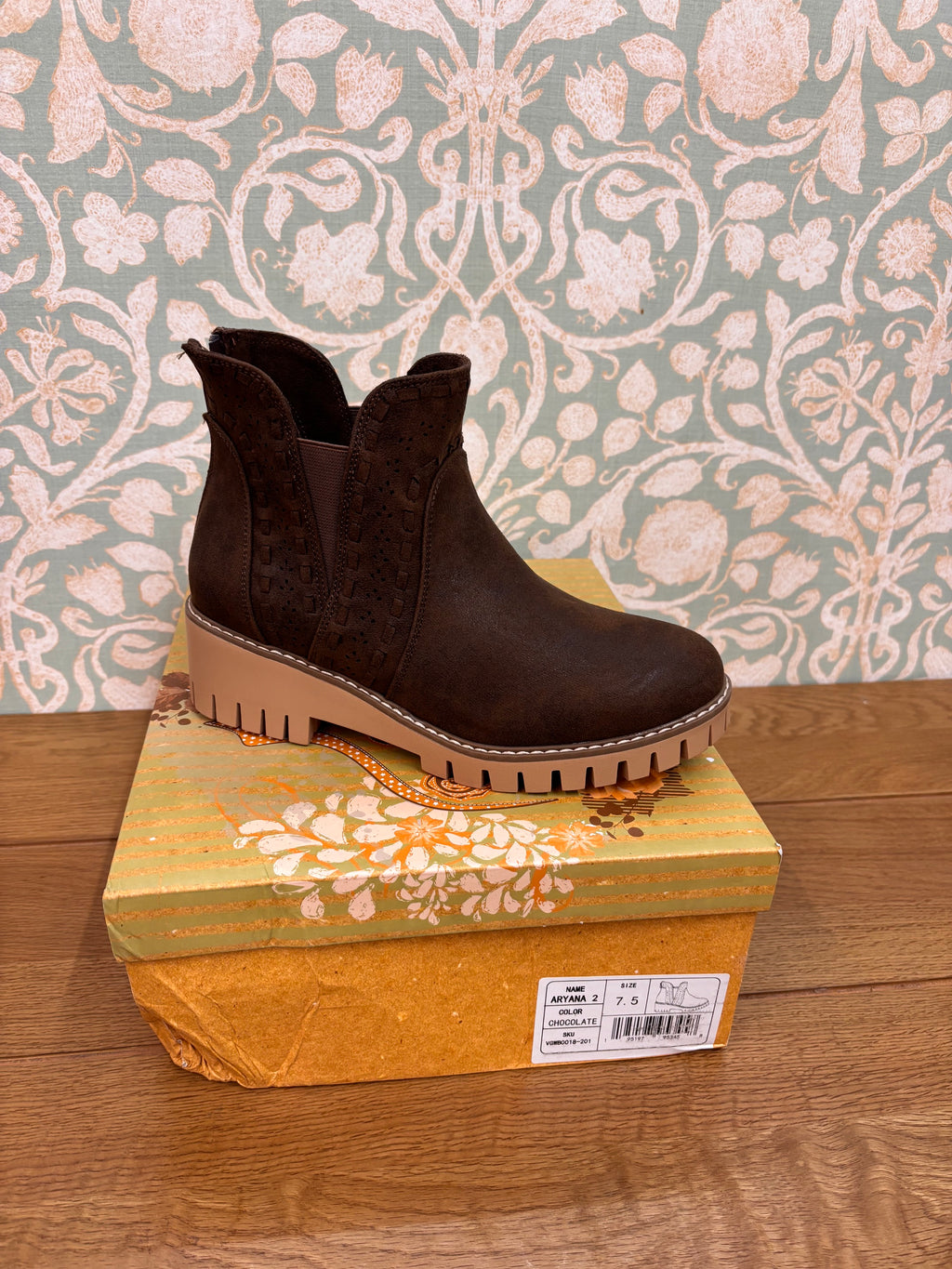 Very G Aryanna Boots