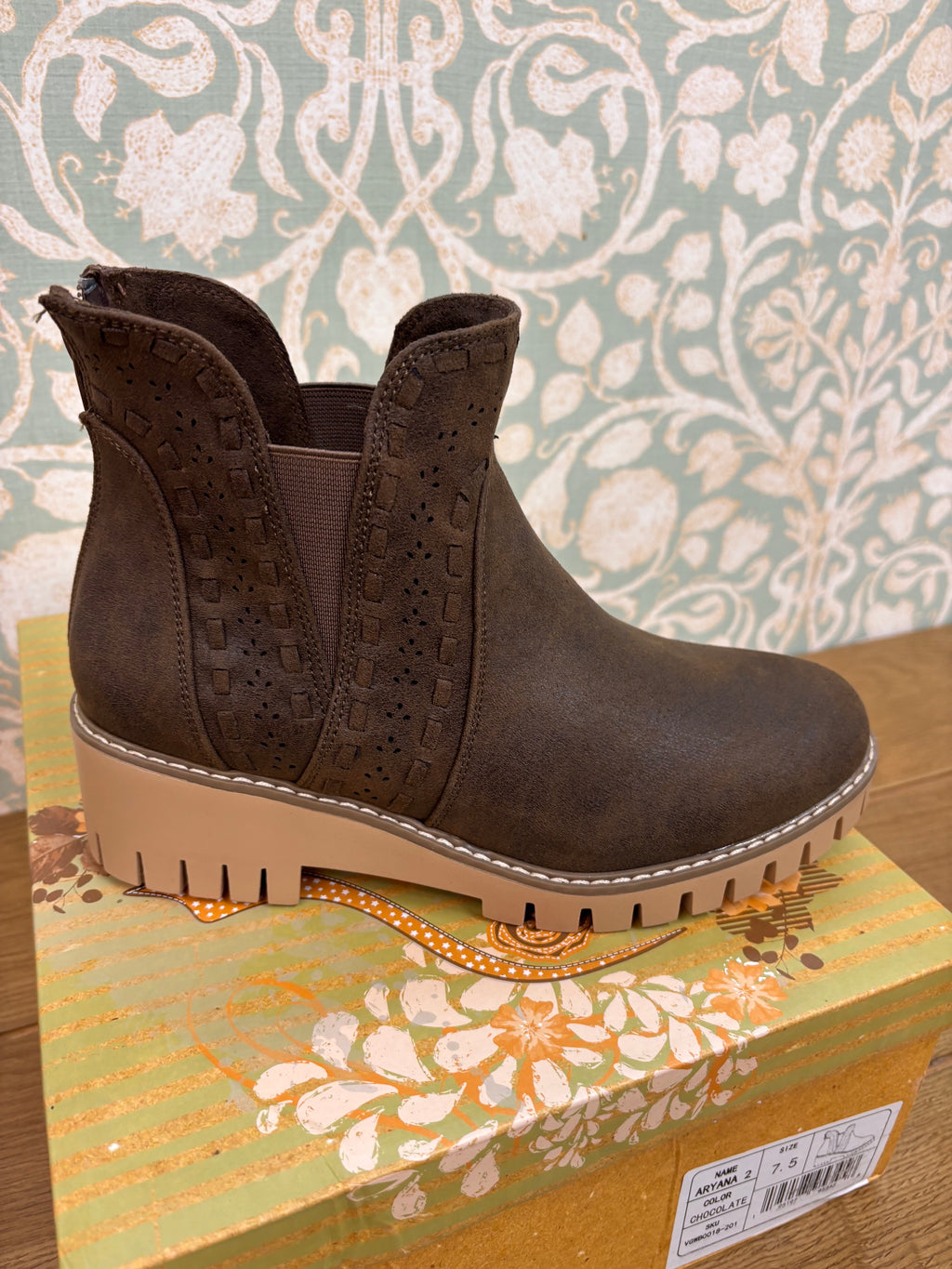 Very G Aryanna Boots