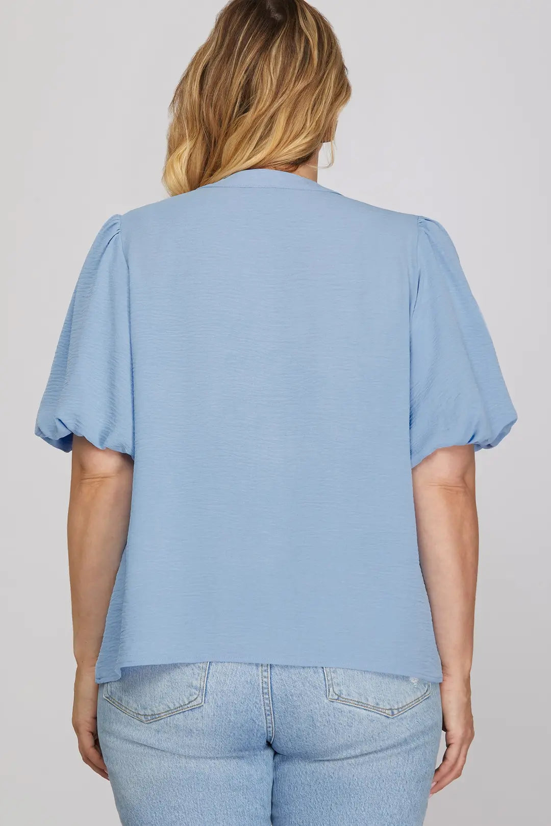 Curvy Pintuck Puff Sleeve Top