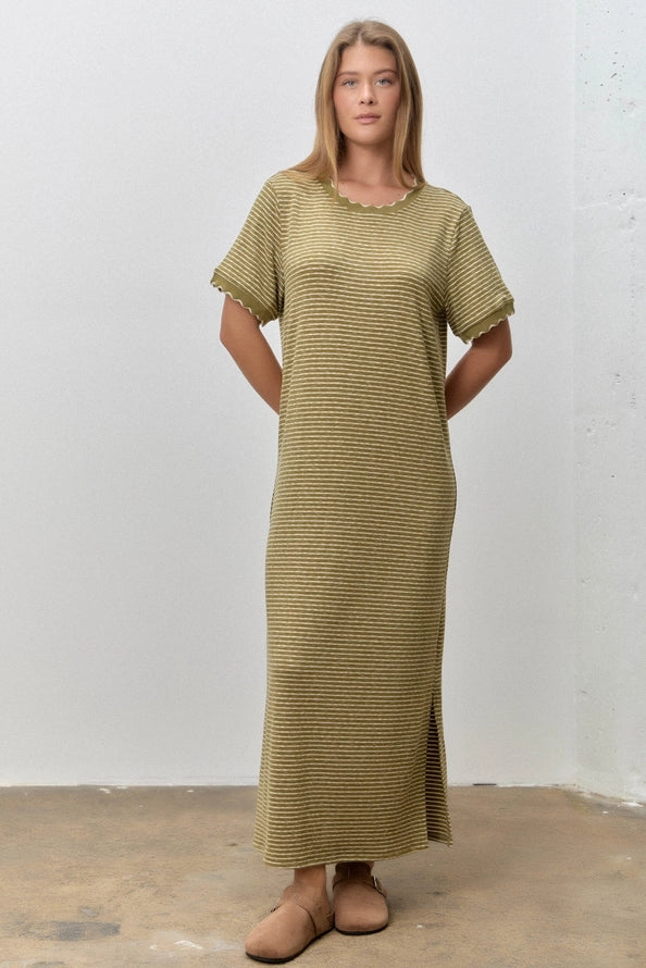 Curvy Striped Knit Midi Dress
