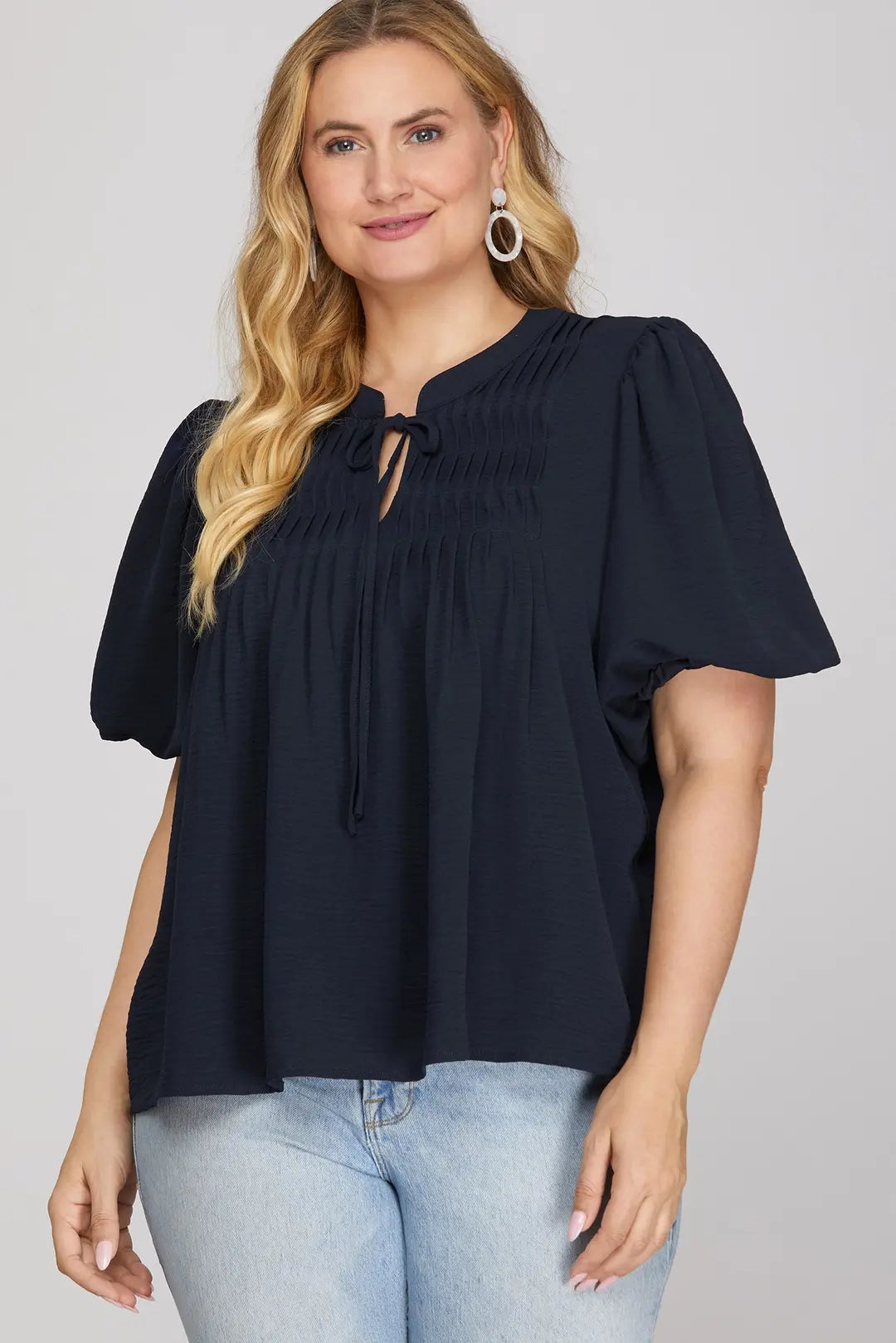 Curvy Pintuck Puff Sleeve Top