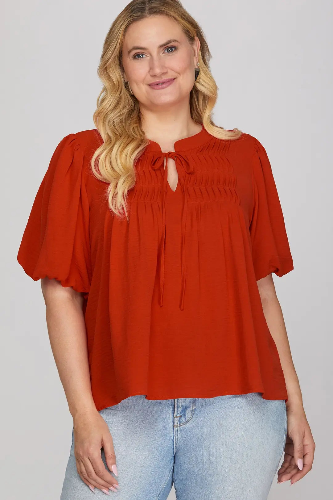 Curvy Pintuck Puff Sleeve Top